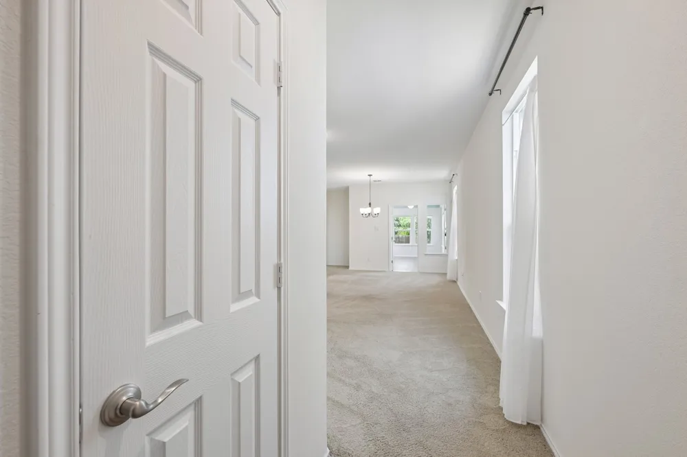 428 Los Cobos Lane Georgetown, TX 78626