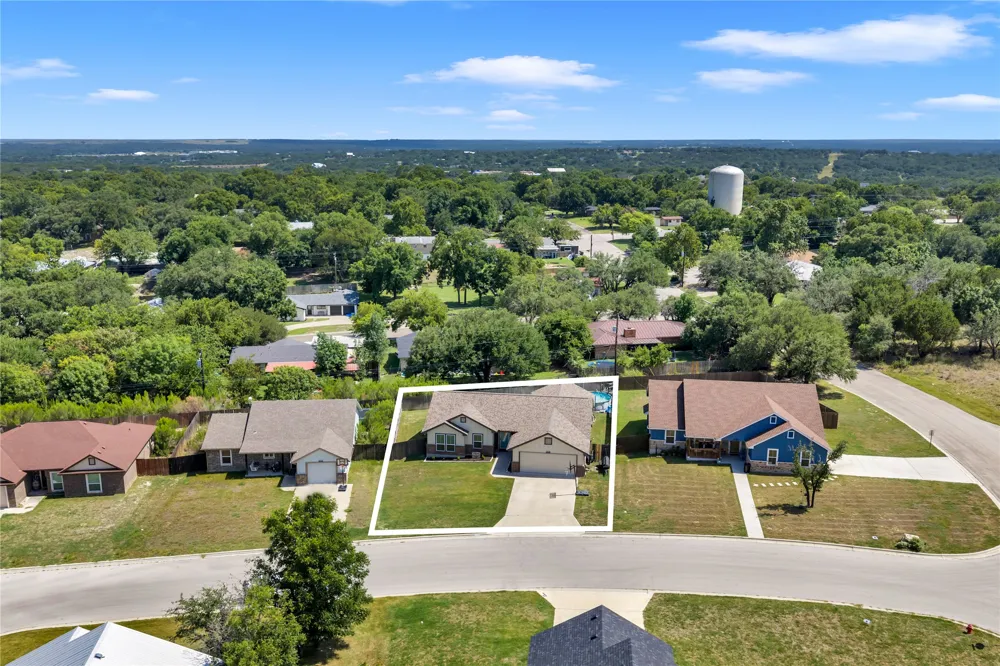 1106 Limestone Drive Lampasas, TX 76550