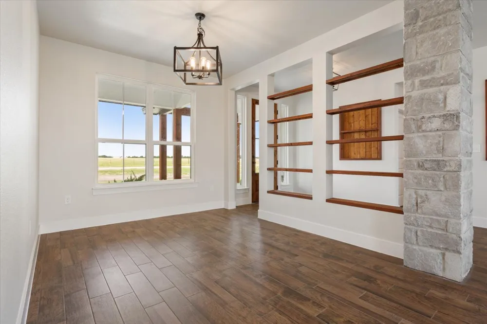 18085 Round Hall Road Holland, TX 76534