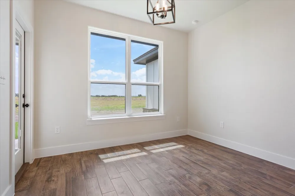 18085 Round Hall Road Holland, TX 76534