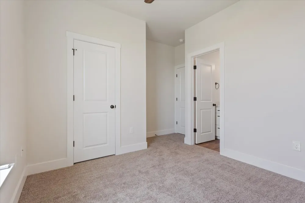 18085 Round Hall Road Holland, TX 76534