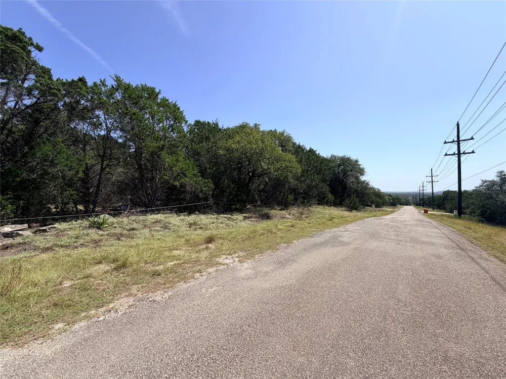 250 Oak Knob Wimberley, TX 78676