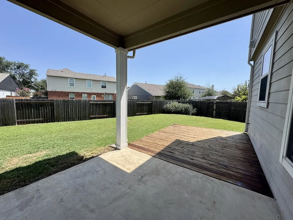 137 Firewheel Cove Kyle, TX 78640