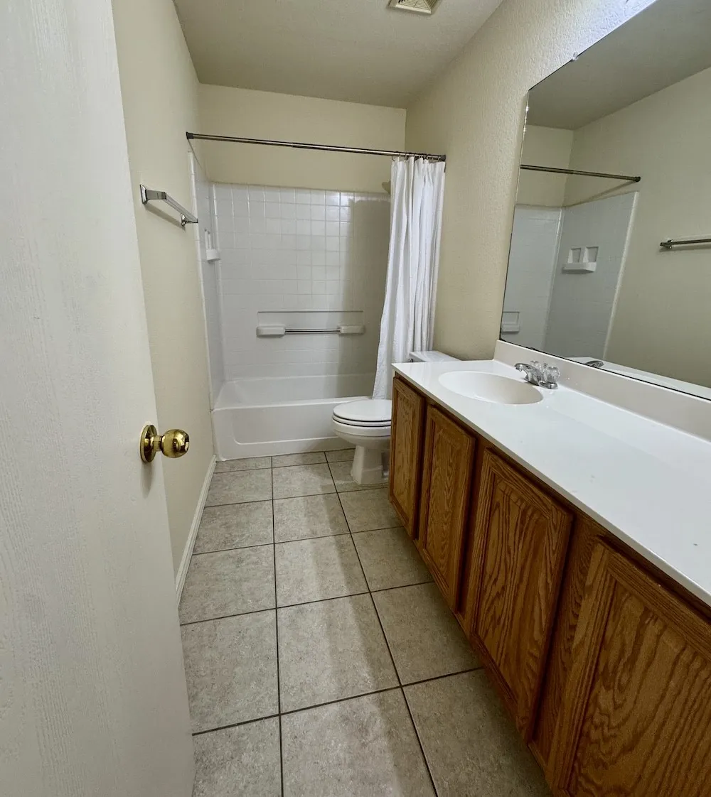 137 Firewheel Cove Kyle, TX 78640