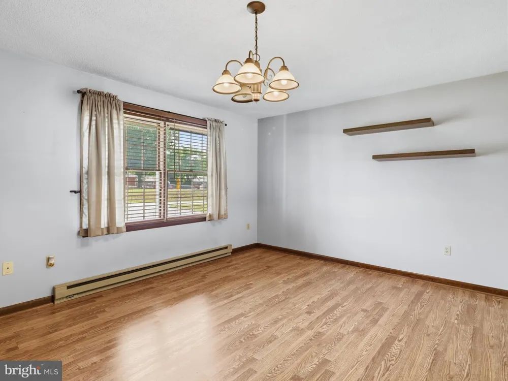 16105 WRIGHT ROAD Williamsport, MD 21795