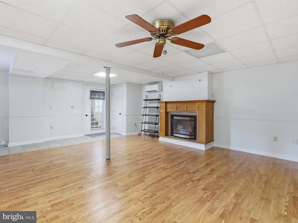 16105 WRIGHT ROAD Williamsport, MD 21795