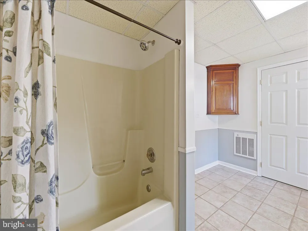 16105 WRIGHT ROAD Williamsport, MD 21795