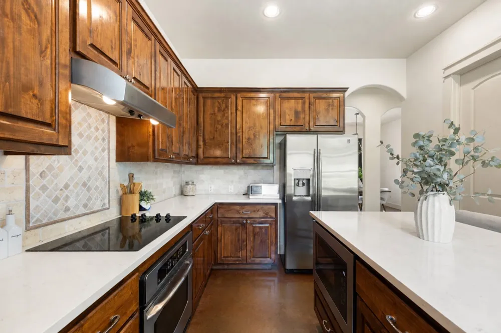 1906 Bee Creek Road Spicewood, TX 78669