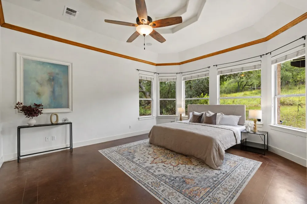 1906 Bee Creek Road Spicewood, TX 78669