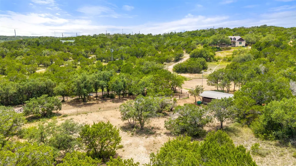 1906 Bee Creek Road Spicewood, TX 78669