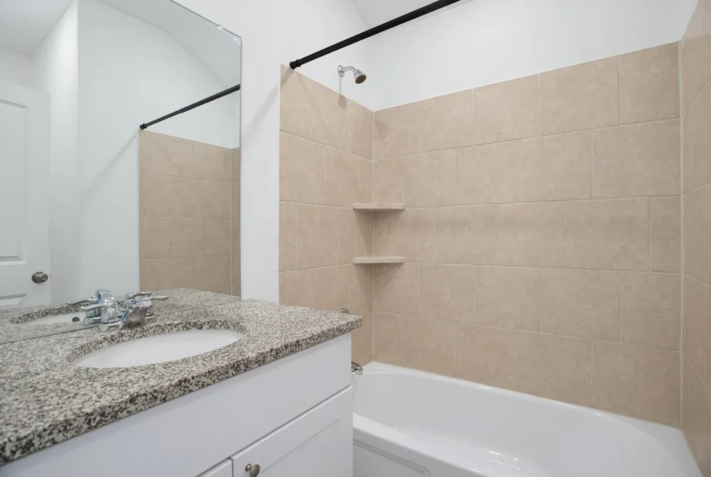 5904 Geronimo Way Seguin, TX 78155