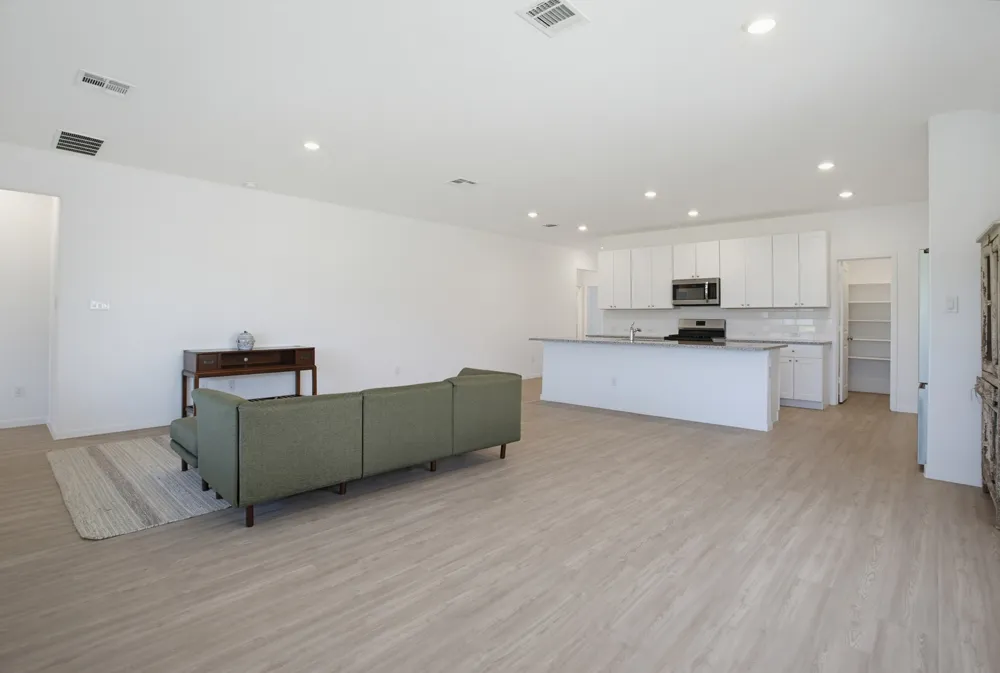 5904 Geronimo Way Seguin, TX 78155