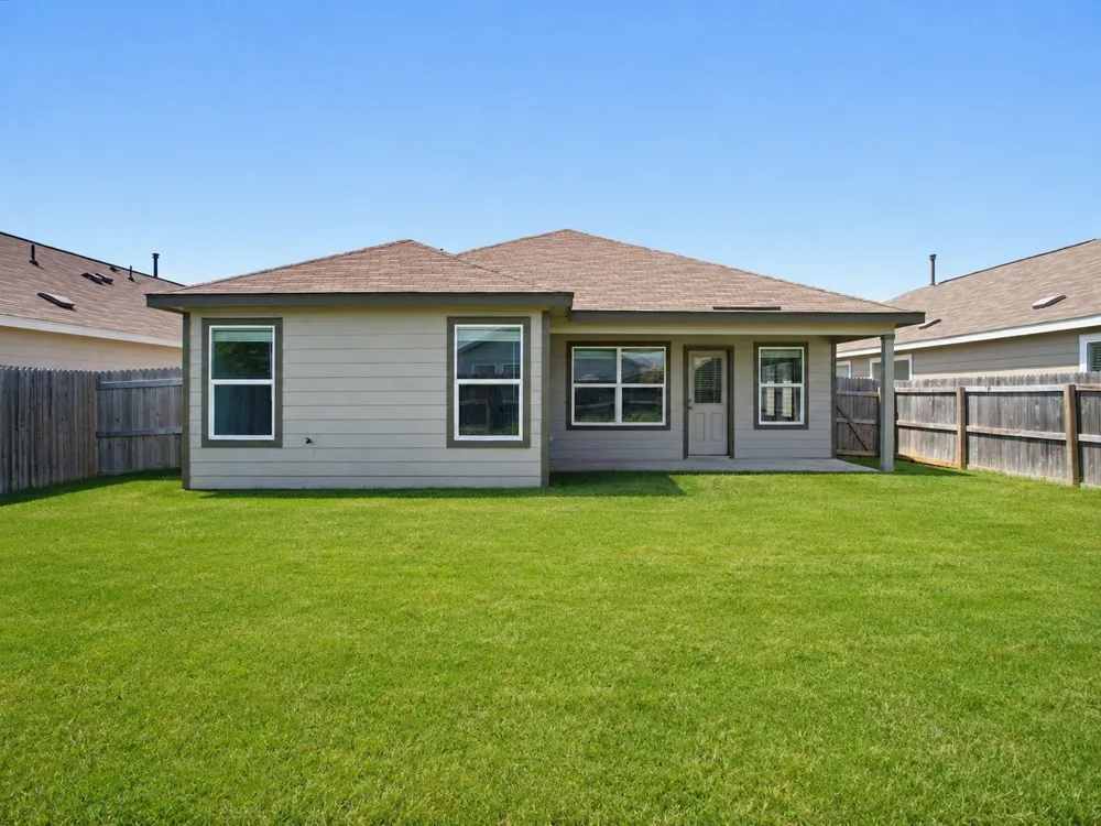 5904 Geronimo Way Seguin, TX 78155
