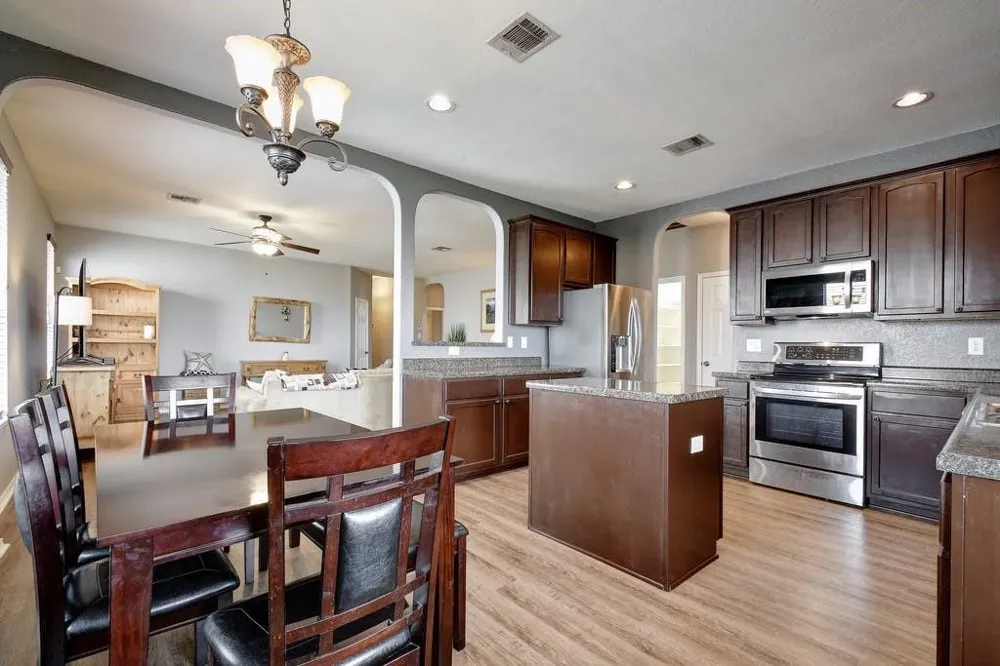 2234 Lakeline Drive New Braunfels, TX 78130