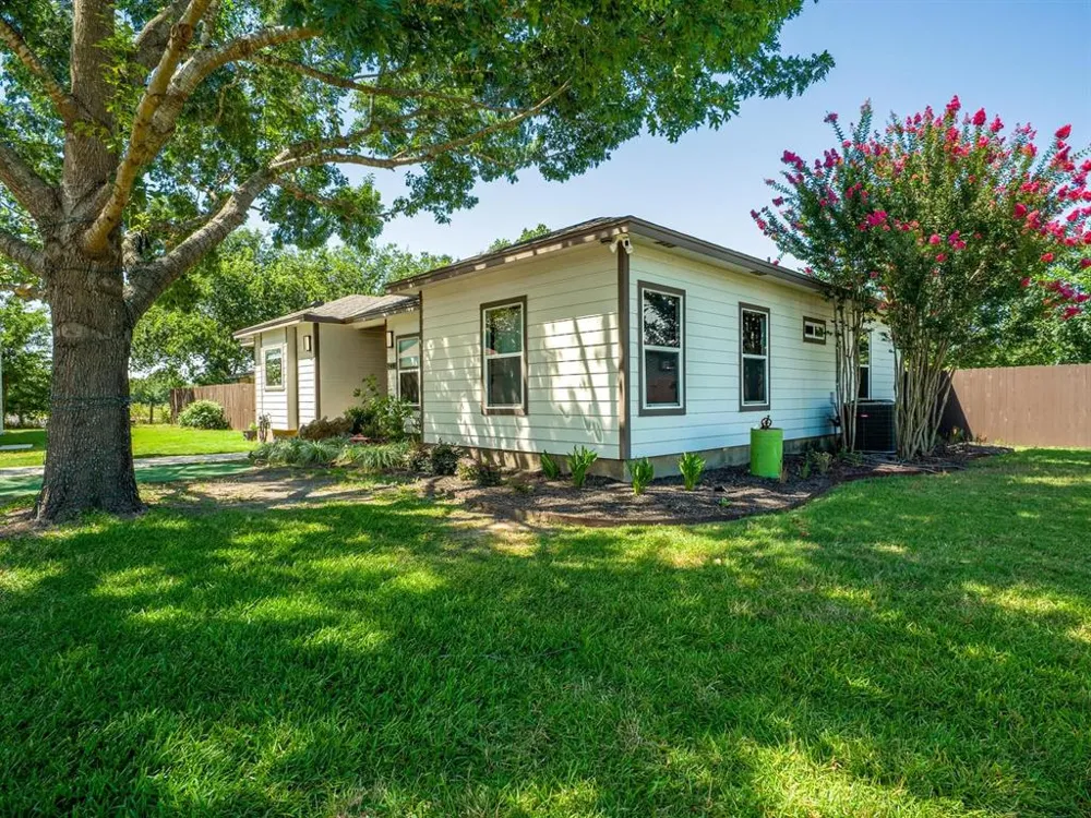 146 Meadow Lane Marble Falls, TX 78654