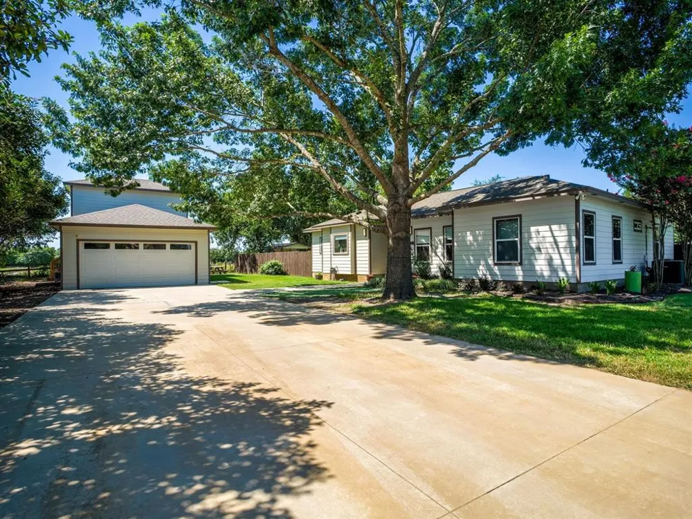 146 Meadow Lane Marble Falls, TX 78654
