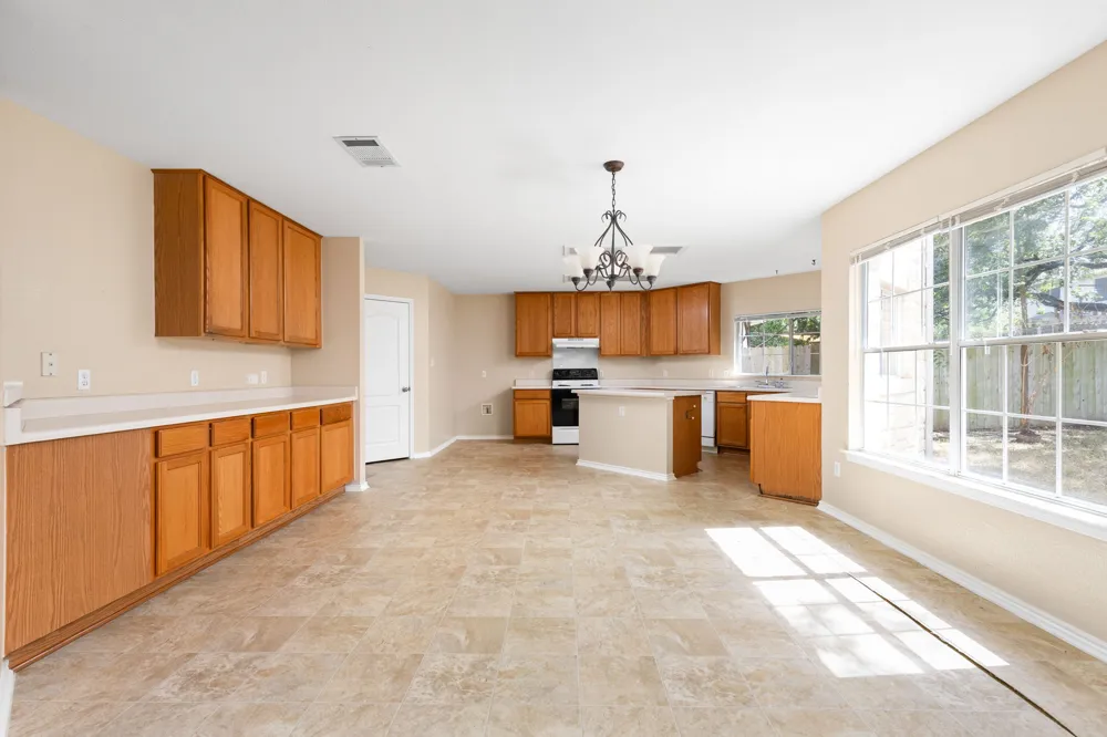 11304 Pickard Lane Austin, TX 78748