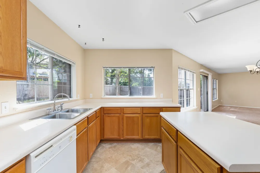 11304 Pickard Lane Austin, TX 78748