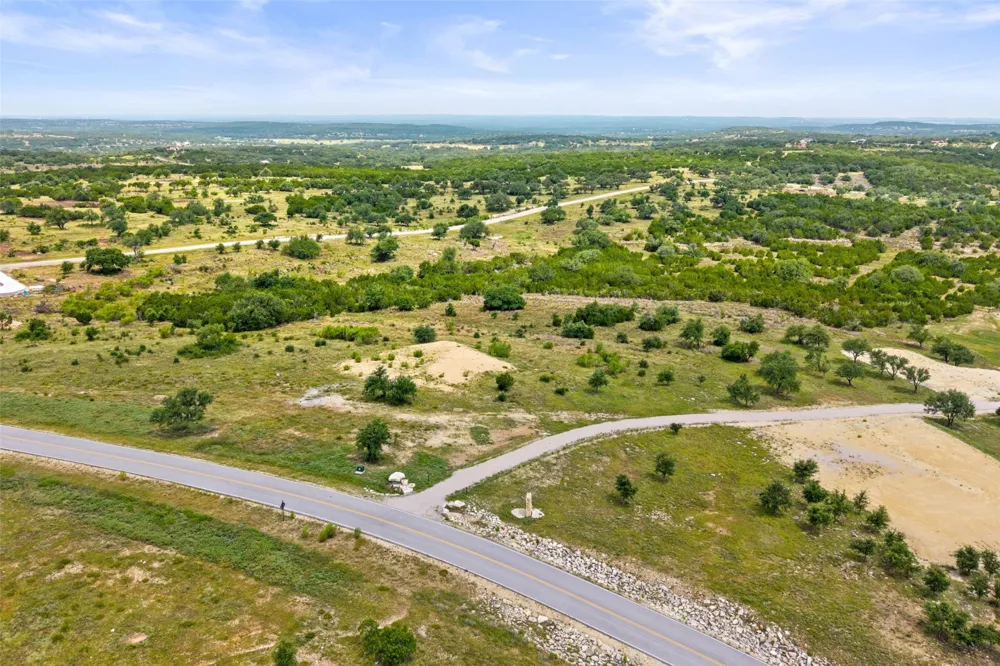 195 Lilly Belle Way Johnson City, TX 78636