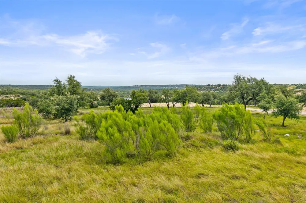 195 Lilly Belle Way Johnson City, TX 78636