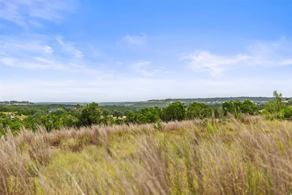 195 Lilly Belle Way Johnson City, TX 78636