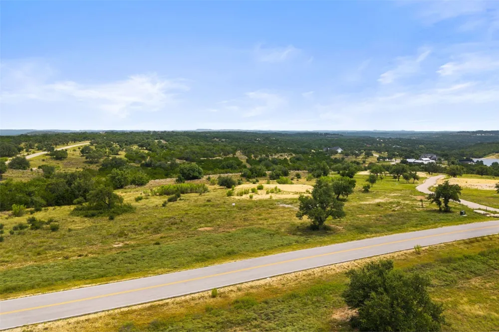 195 Lilly Belle Way Johnson City, TX 78636