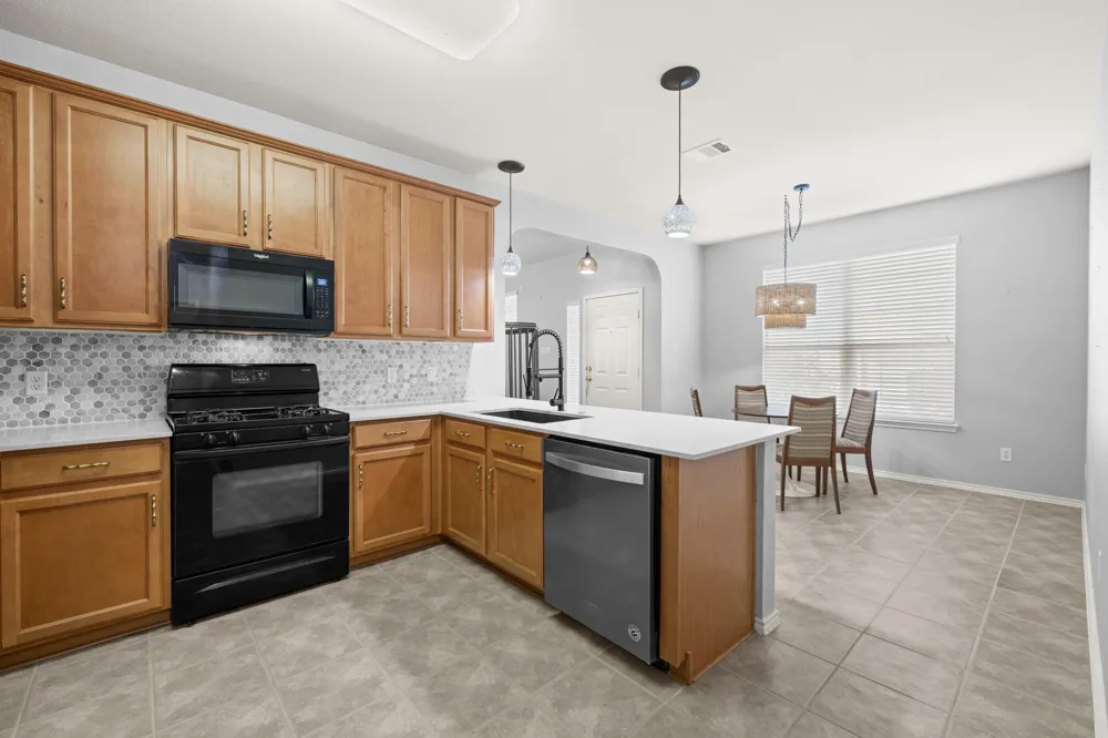 1900 Scofield Ridge Parkway #3103 Austin, TX 78727