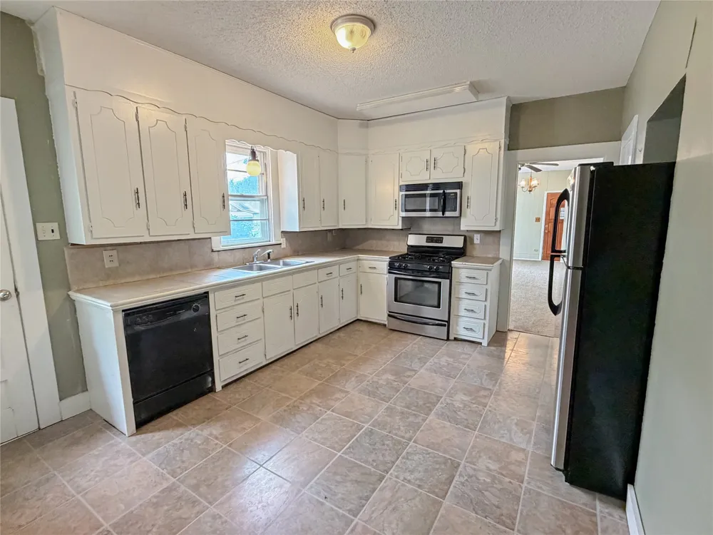 112 Garvin Street Eastland, TX 76448