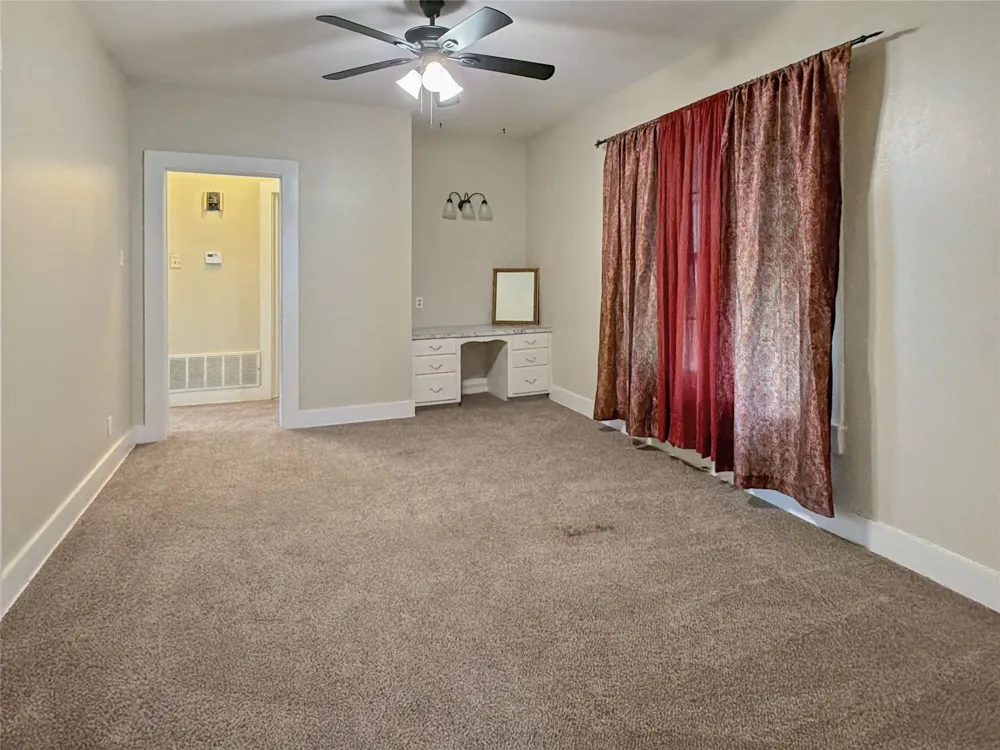 112 Garvin Street Eastland, TX 76448