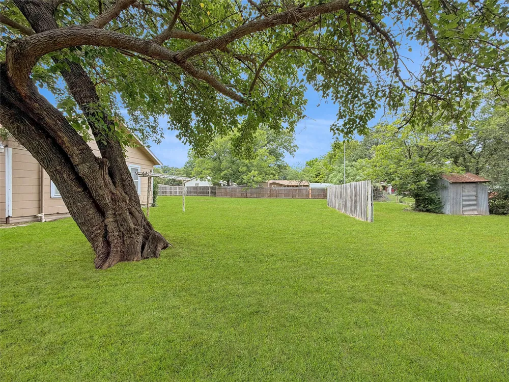 112 Garvin Street Eastland, TX 76448