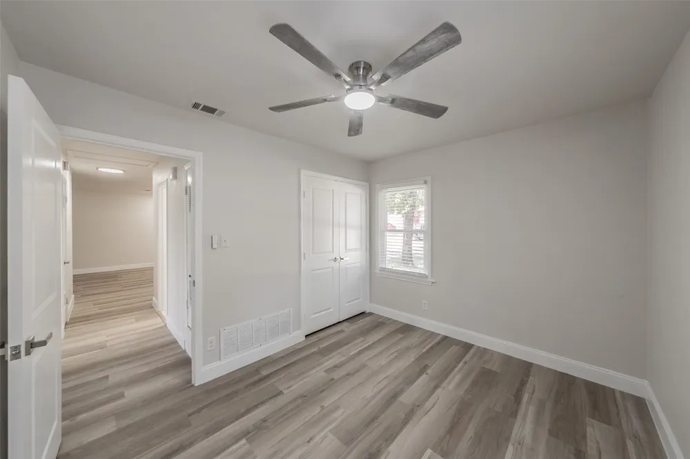 749 W Redbud Drive Hurst, TX 76053