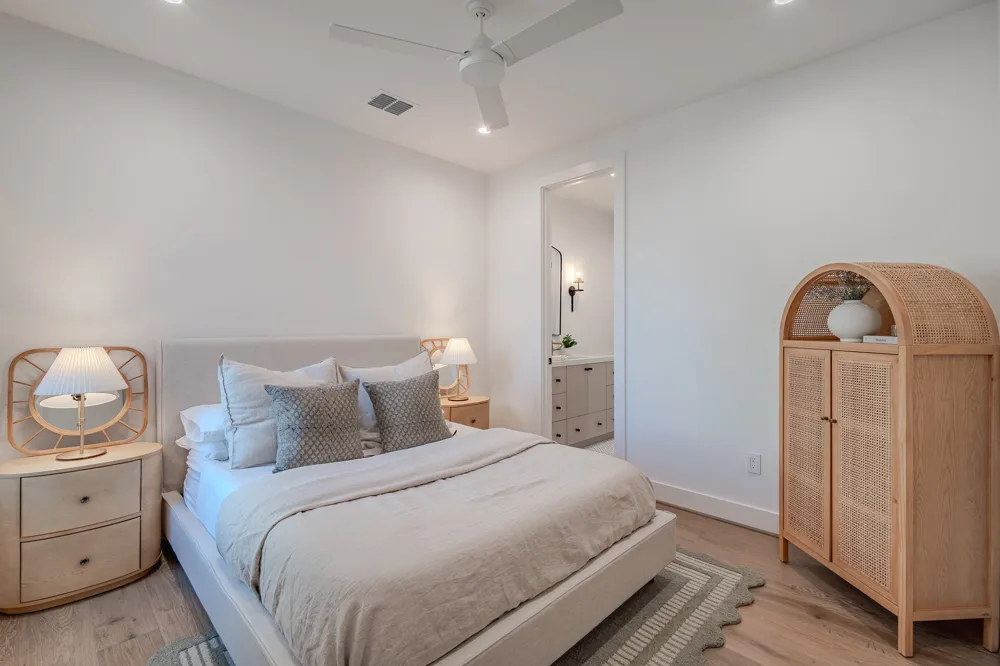 4128 University Boulevard #6 University Park, TX 75205