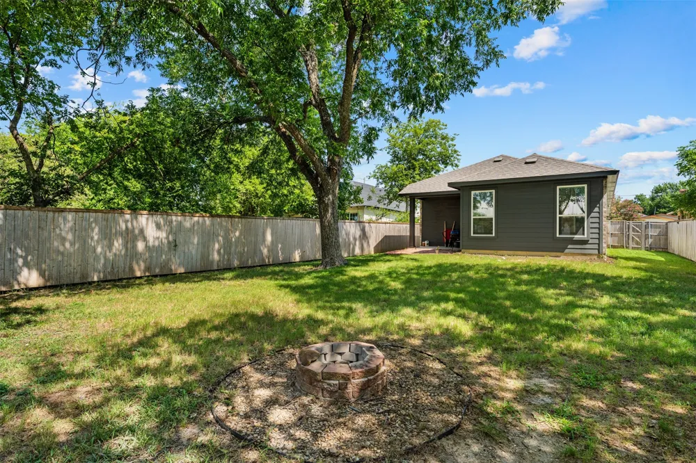 322 E Walnut Street Hillsboro, TX 76645