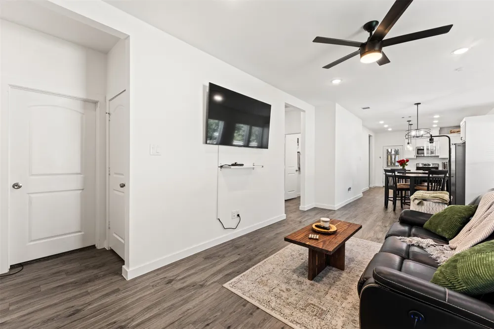 322 E Walnut Street Hillsboro, TX 76645