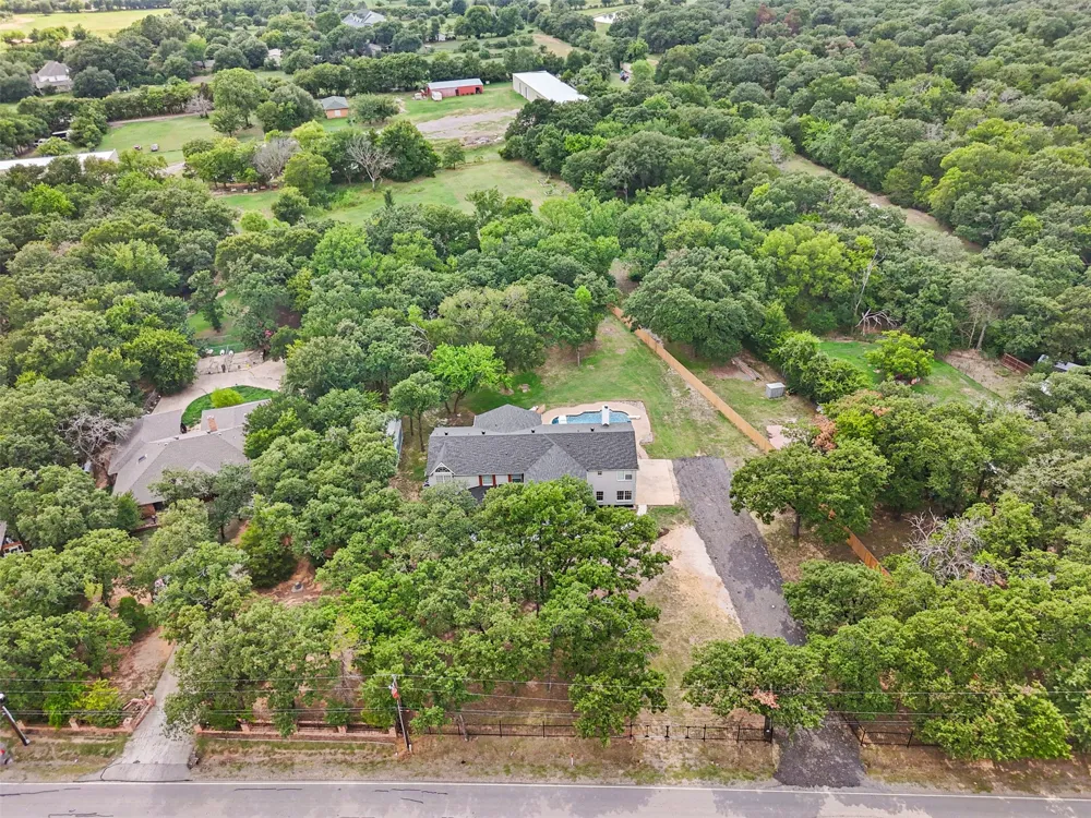 5860 Newt Patterson Road Mansfield, TX 76063