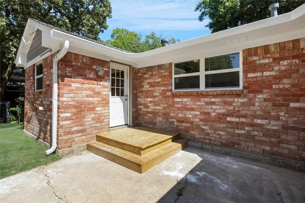 7358 Winnell Way North Richland Hills, TX 76180