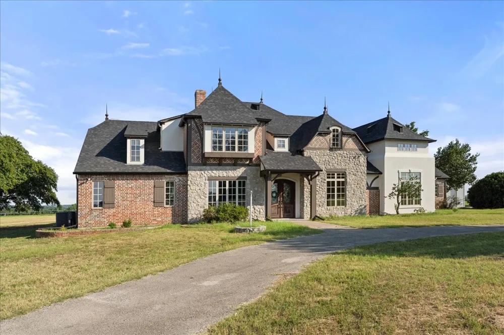 1442 County Road 313 E Tyler, TX 75706