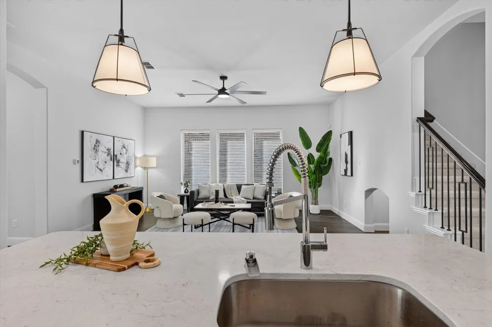12780 Friar Street Farmers Branch, TX 75234