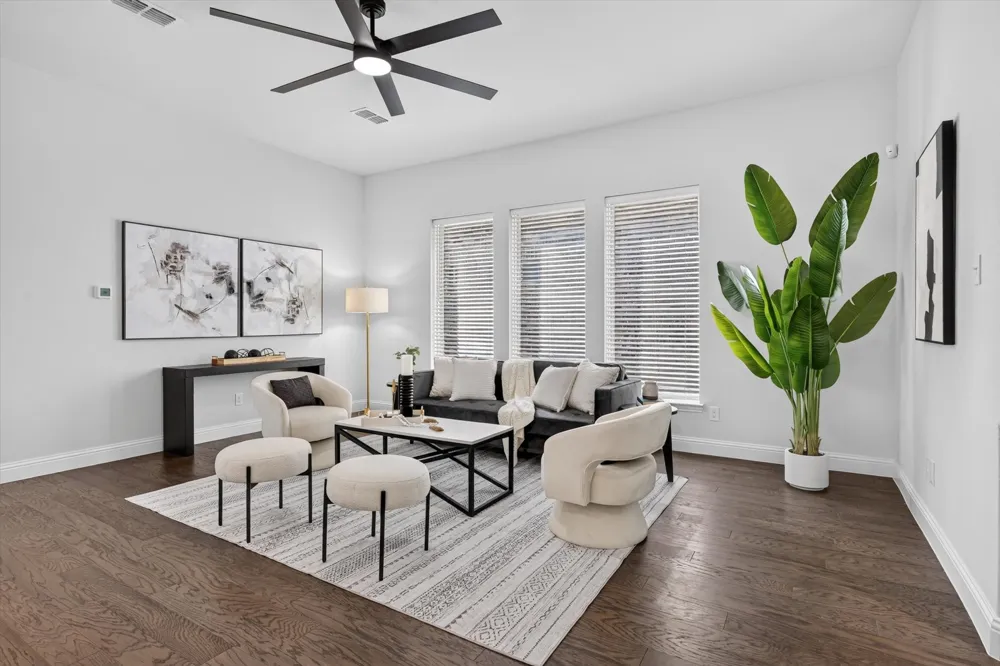 12780 Friar Street Farmers Branch, TX 75234