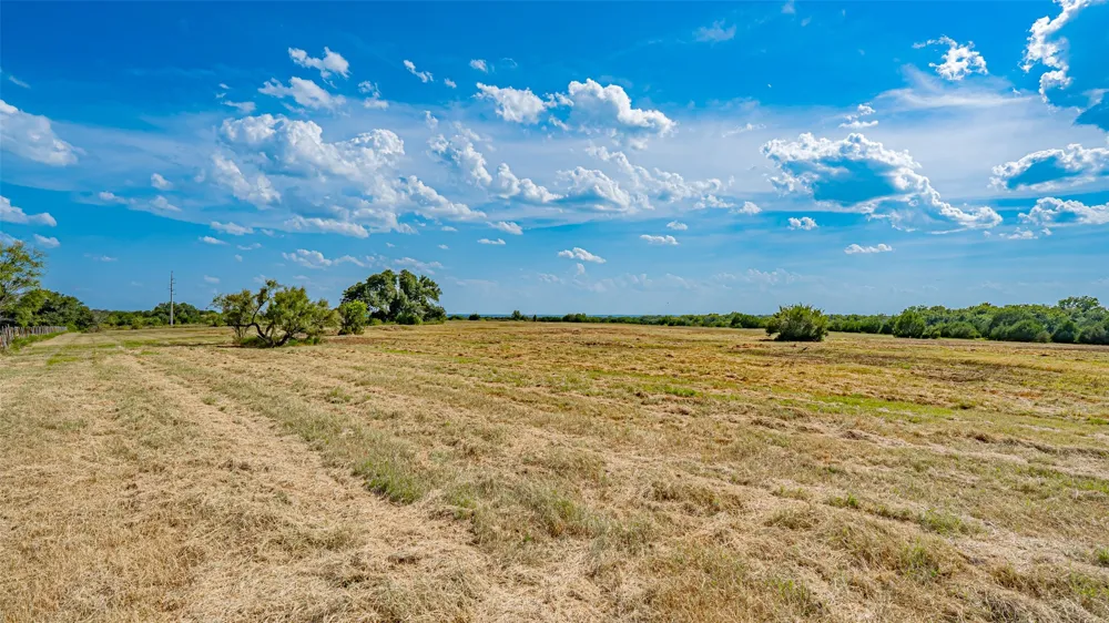 CR 351 Stephenville, TX 76401