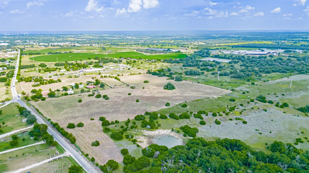 CR 351 Stephenville, TX 76401