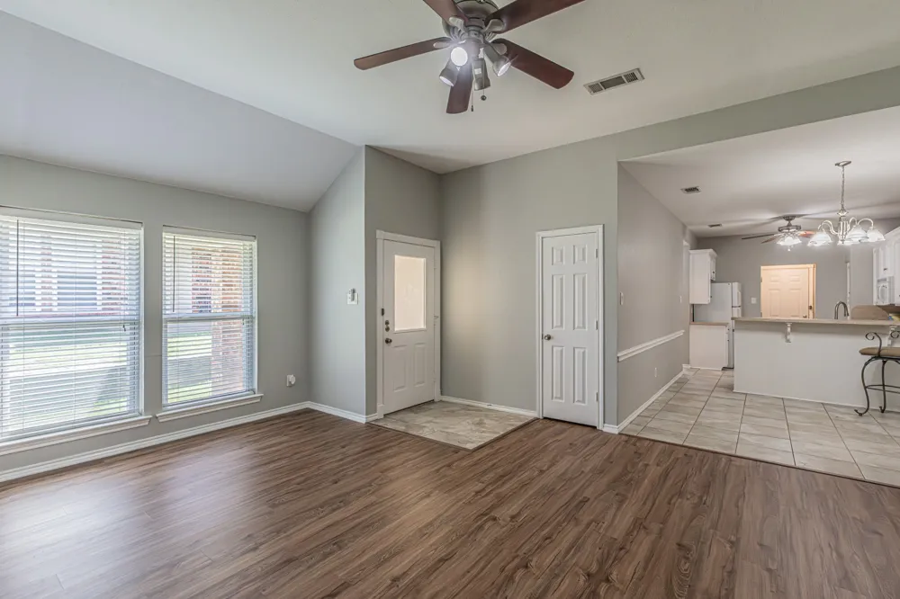 9265 Meandering Drive North Richland Hills, TX 76182