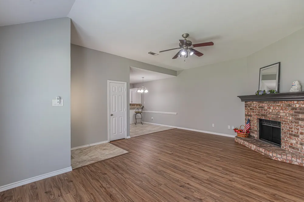 9265 Meandering Drive North Richland Hills, TX 76182
