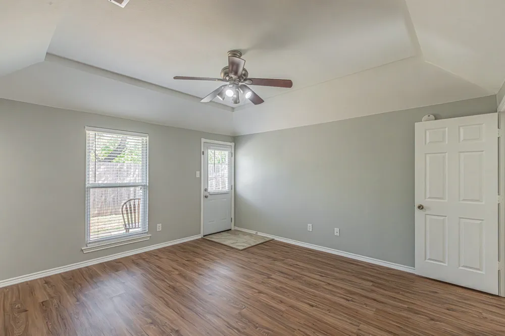 9265 Meandering Drive North Richland Hills, TX 76182