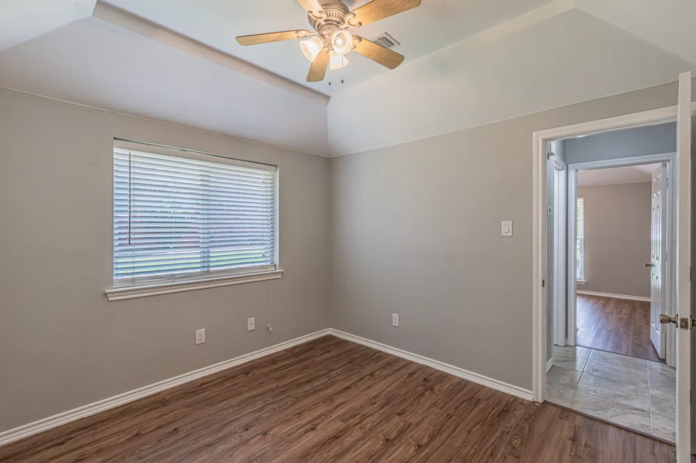9265 Meandering Drive North Richland Hills, TX 76182