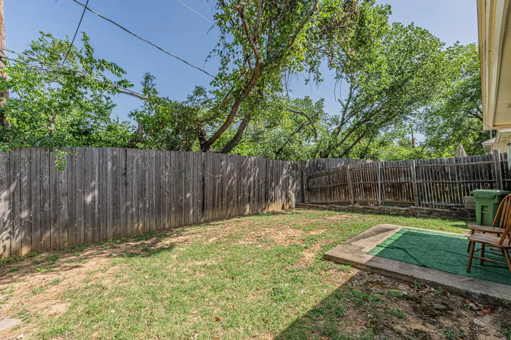 9265 Meandering Drive North Richland Hills, TX 76182