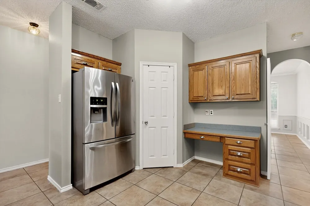 165 Hirth Drive Crowley, TX 76036