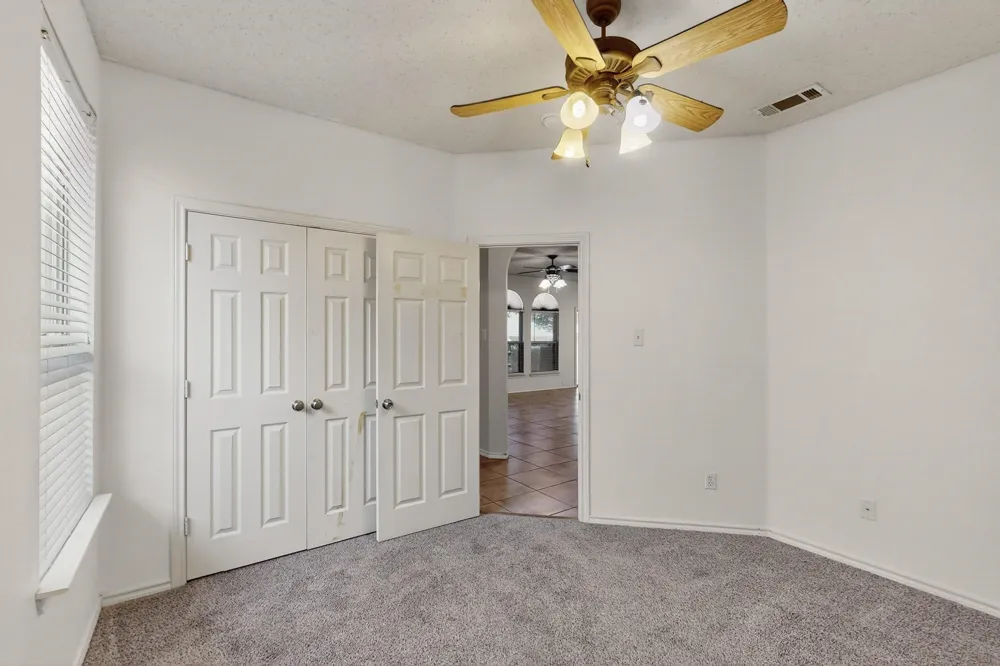 165 Hirth Drive Crowley, TX 76036