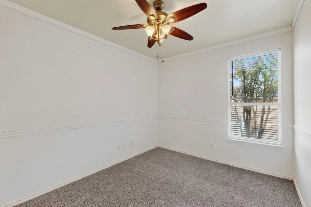 165 Hirth Drive Crowley, TX 76036