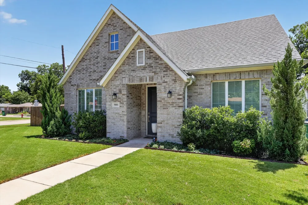5801 Aton Avenue Westworth Village, TX 76114